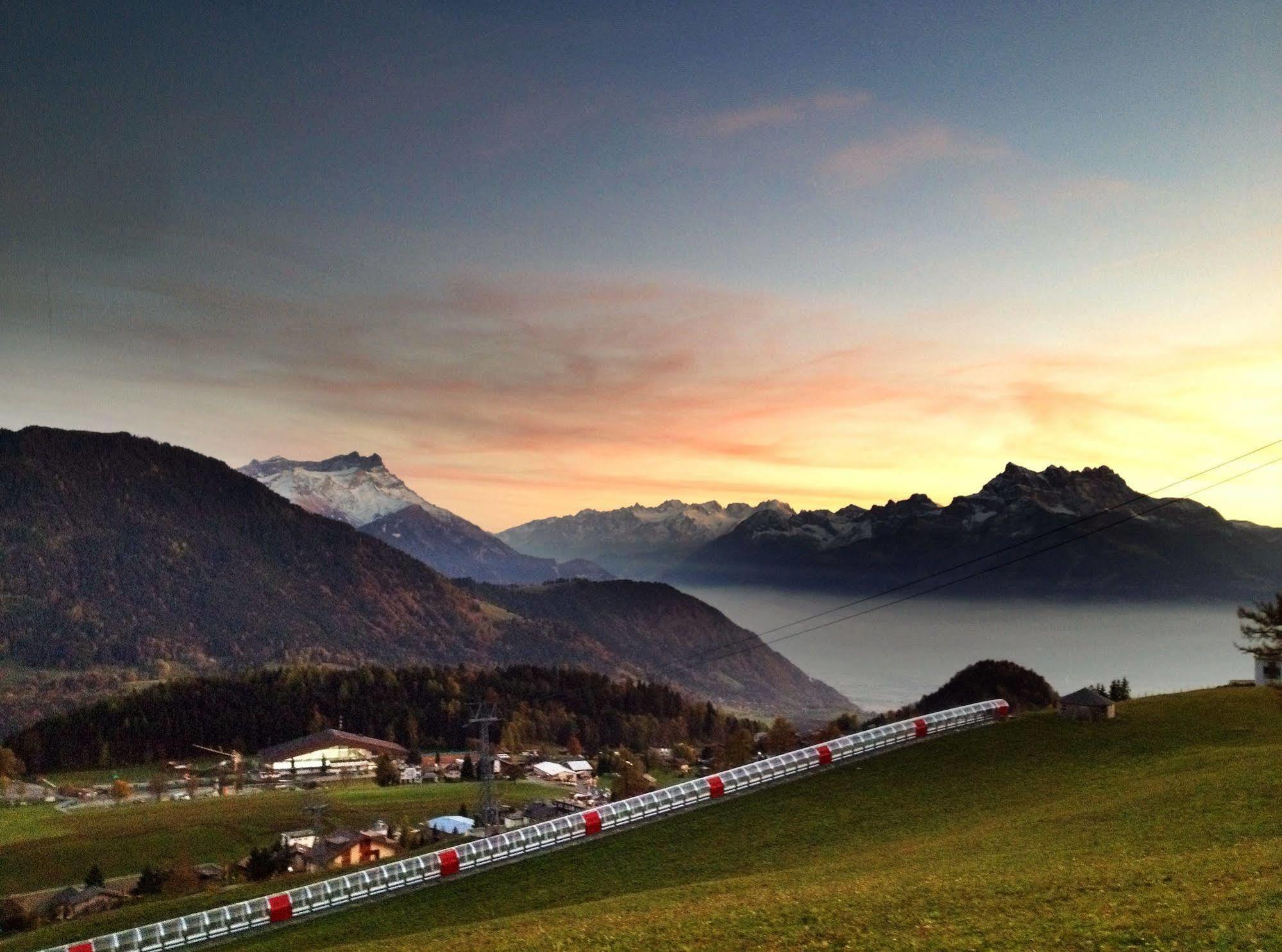 Leysin Lodge Exterior photo
